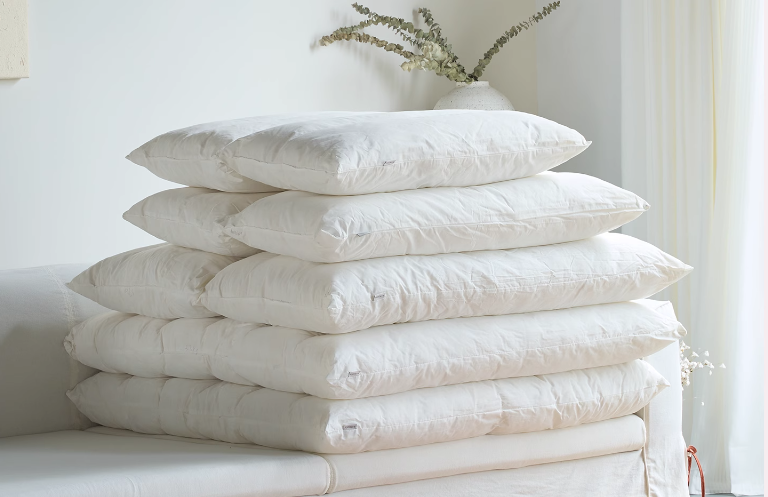 什么樣的沙發(fā)坐著最舒服，樸琢沙發(fā)輕薄扶手設(shè)計，白鵝絨+新雪麗棉-第5張圖片-文巢好物